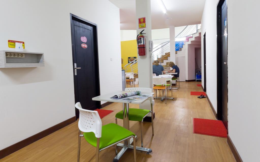 Cx Hostel Kuta Raya Dış mekan fotoğraf