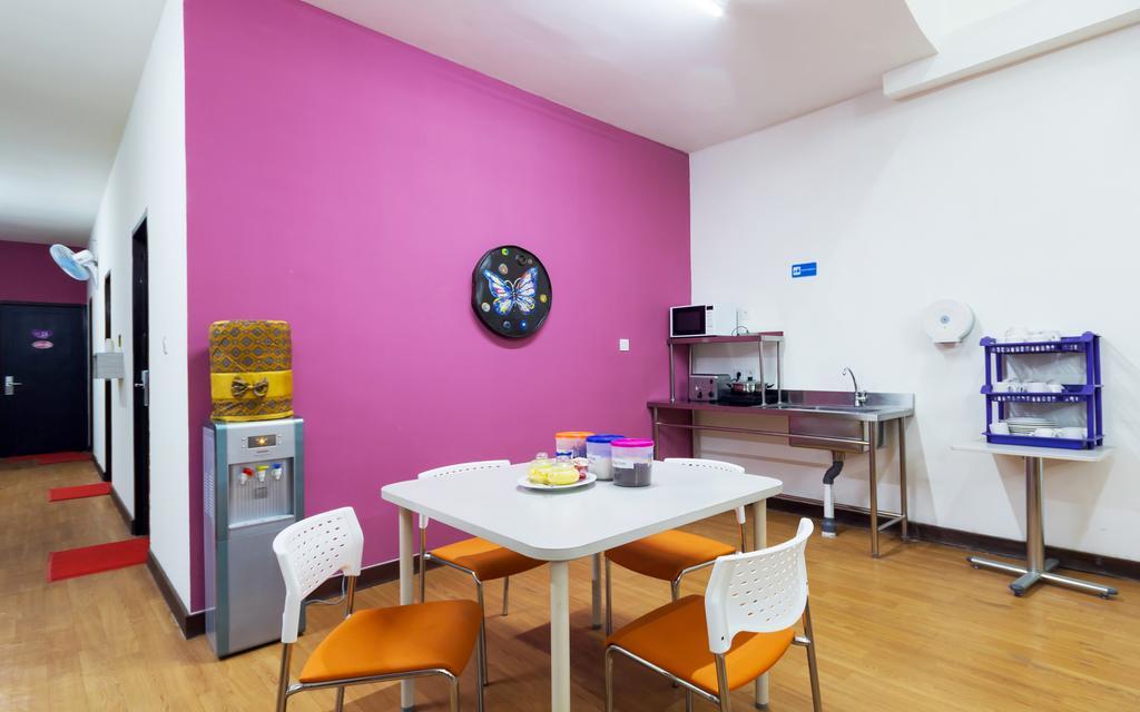 Cx Hostel Kuta Raya Dış mekan fotoğraf
