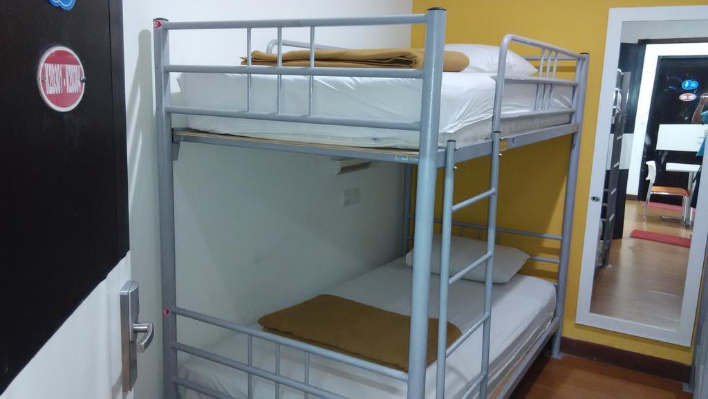 Cx Hostel Kuta Raya Dış mekan fotoğraf