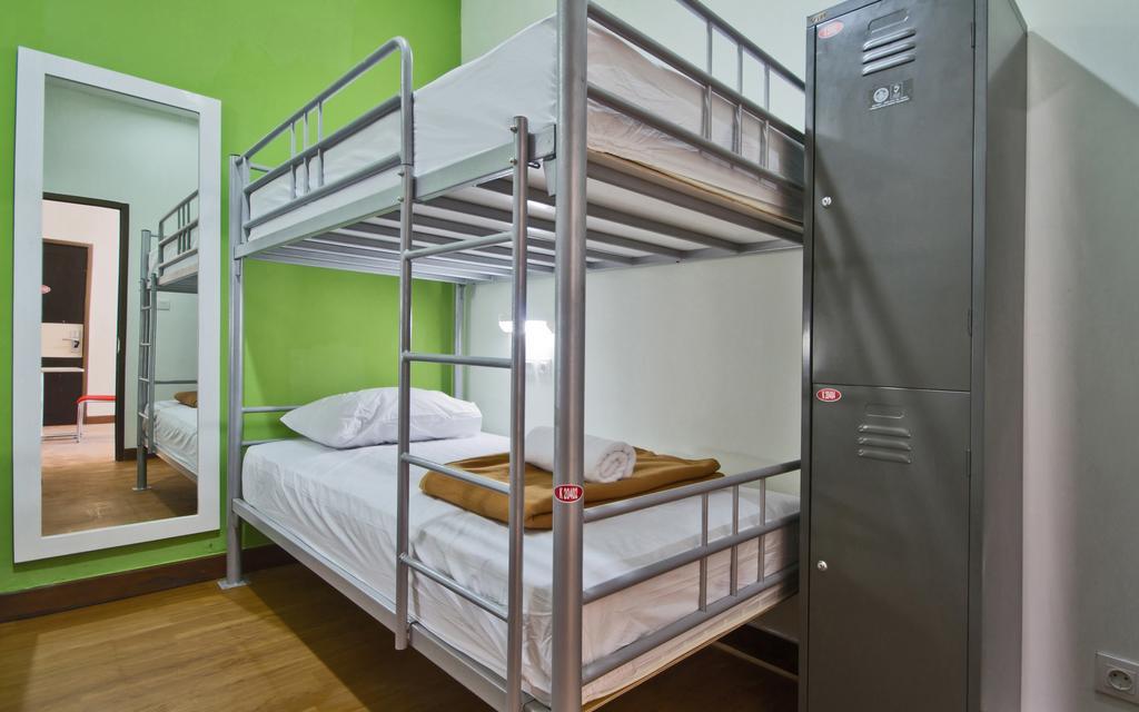Cx Hostel Kuta Raya Dış mekan fotoğraf