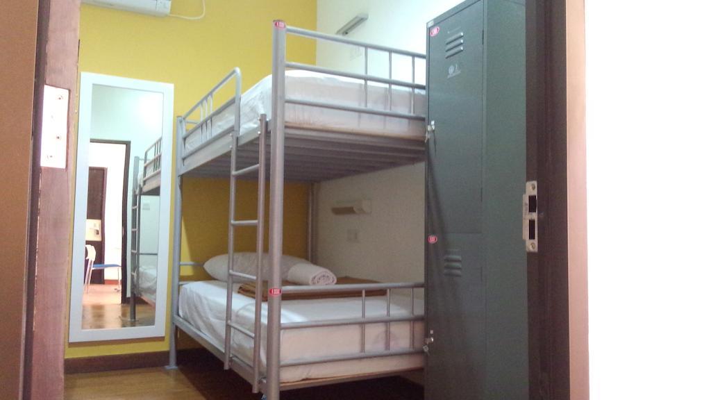 Cx Hostel Kuta Raya Oda fotoğraf