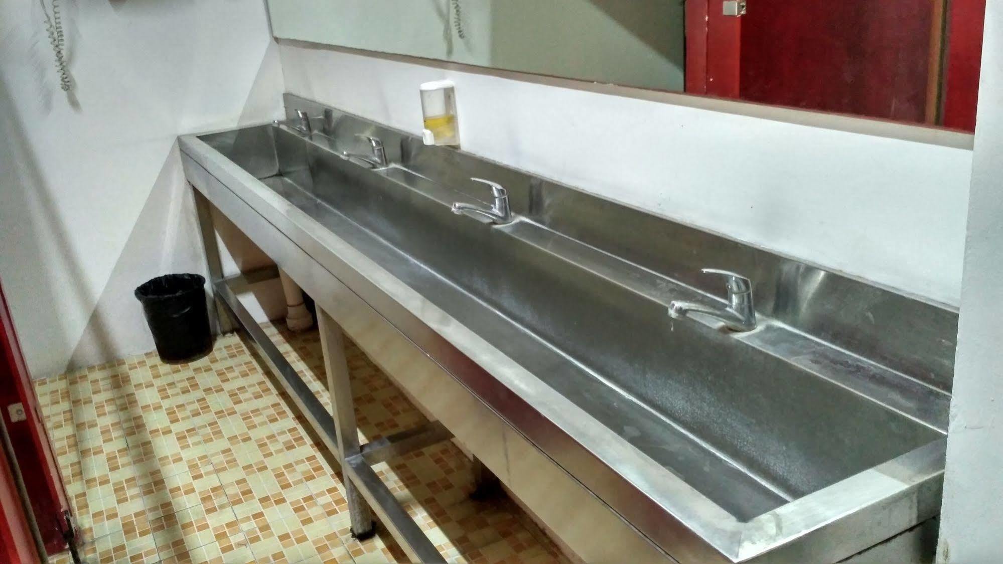 Cx Hostel Kuta Raya Dış mekan fotoğraf