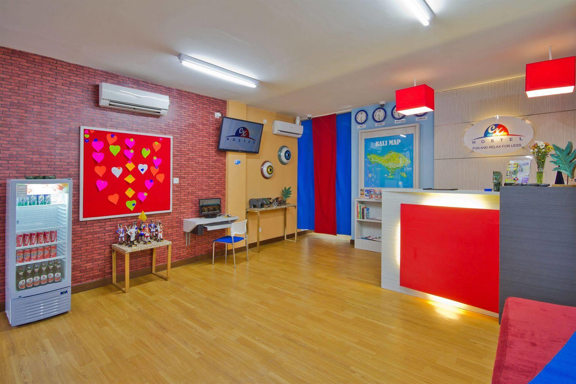 Cx Hostel Kuta Raya Dış mekan fotoğraf
